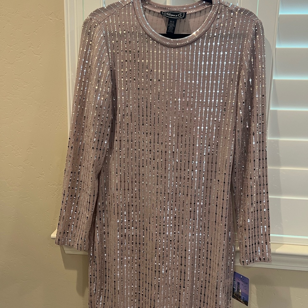 NWT XL Morgan & Co. Sequin Long Sleeve Dress